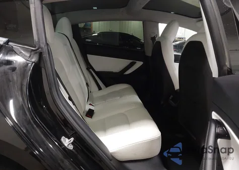 2020 Tesla Model 3 Long Range Dual Motor All-Wheel Drive z USA, uszkodzony, nr VIN 5YJ3E1EB7LF622339